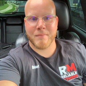 Meet your Posher, Robert